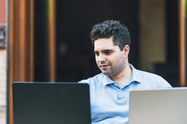 Étude des bulles financières: de l'histoire à aujourd'hui